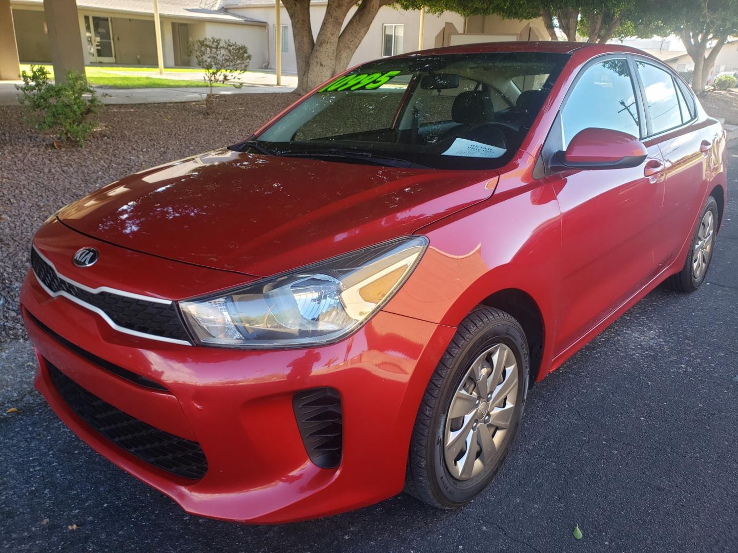 2018 /gray and black Kia Rio S (3KPA24AB4JE) with an 1.6L L4 DOHC 16V engine, 4-Speed Automatic transmission, located at 323 E Dunlap Ave., Phoenix, AZ, 85020, (602) 331-9000, 33.567677, -112.069000 - Photo#0